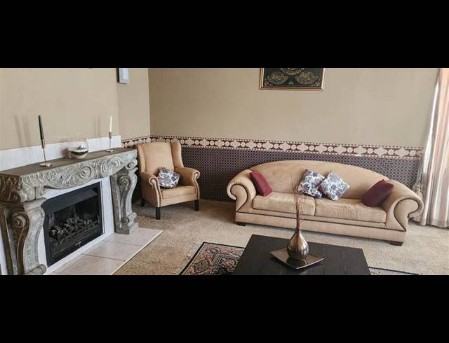 4 BEDROOM HOUSE FOR SALE IN KENSINGTON